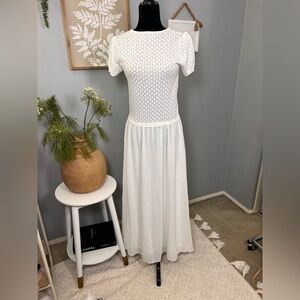 Elegant White Lace Dress